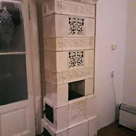 Old Town Charming Apartment